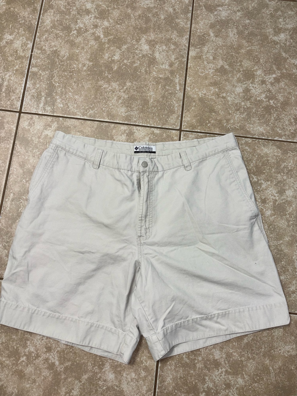 Columbia White Men's Casual Shorts